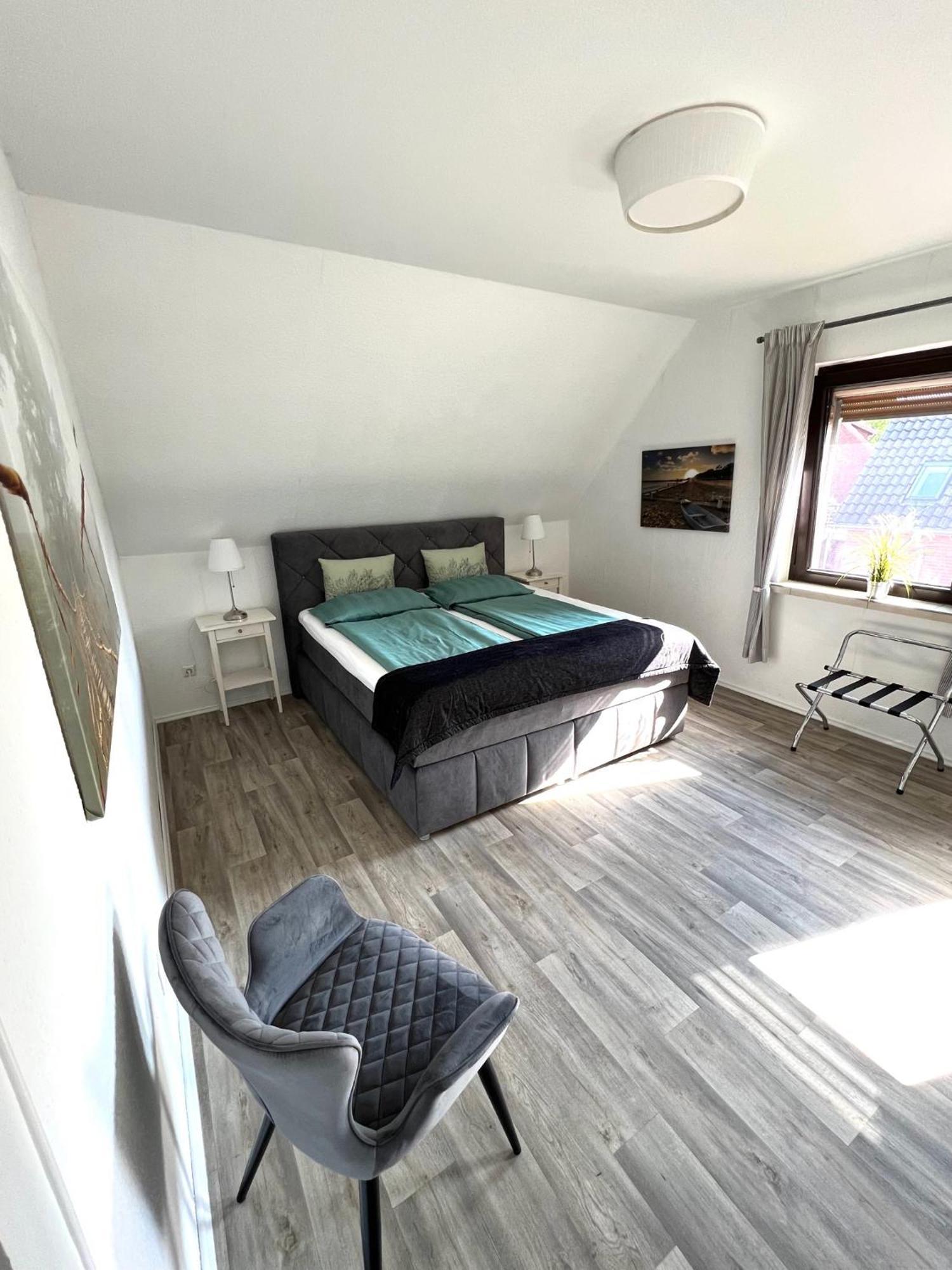 Ferien-Whg Stuenkel Nahe Steinhuder Meer Mit Garten Und Balkon Bagian luar foto